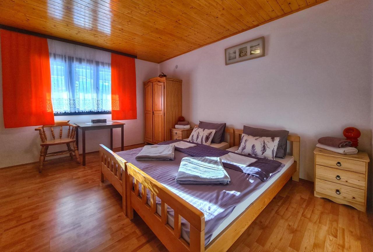 Holiday Home Radocaj Slunj Eksteriør bilde