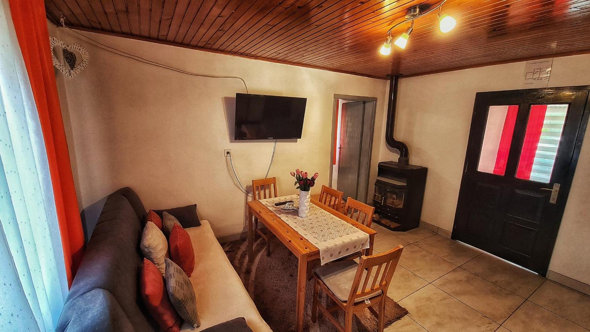 Holiday Home Radocaj Slunj Eksteriør bilde